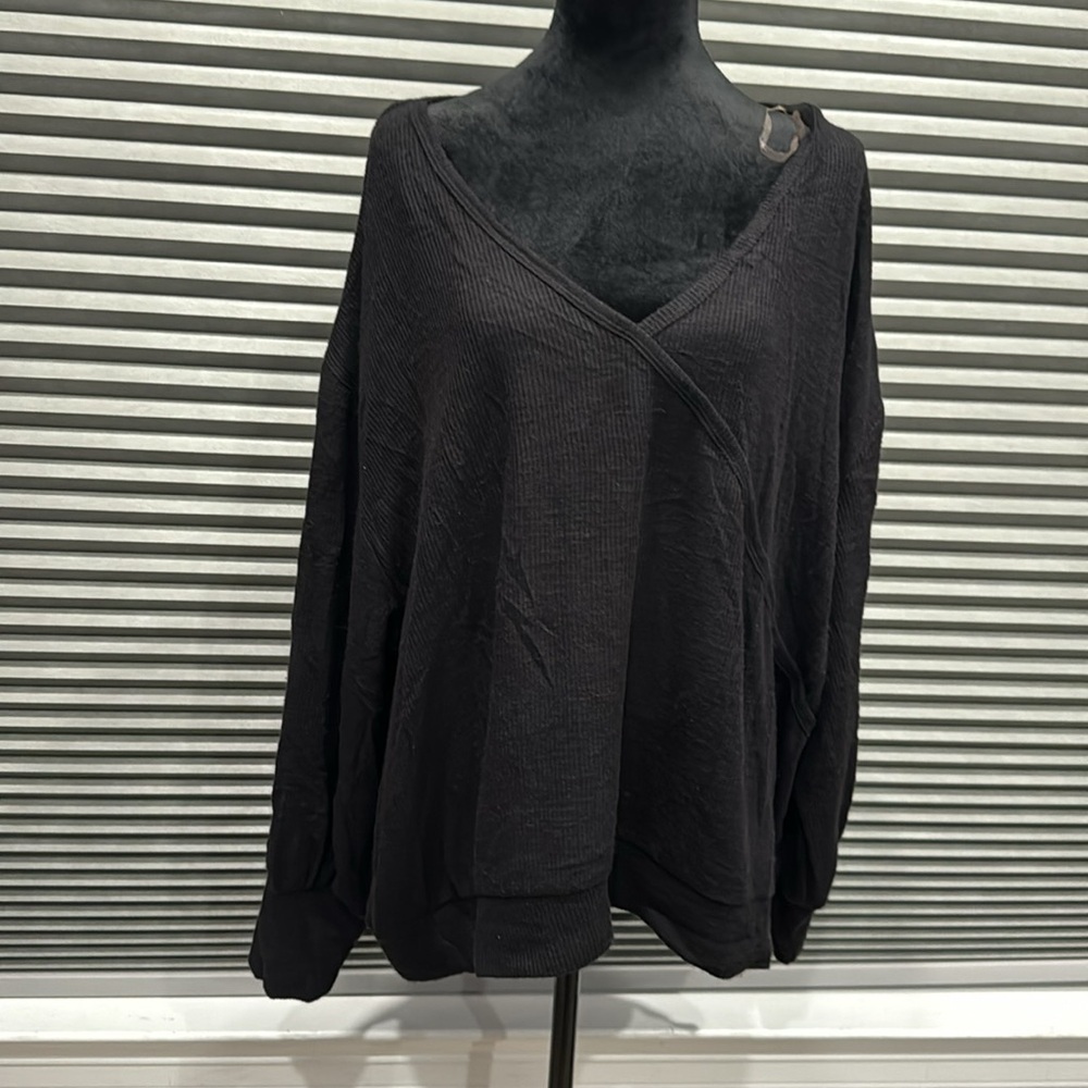 Long sleeve blouse